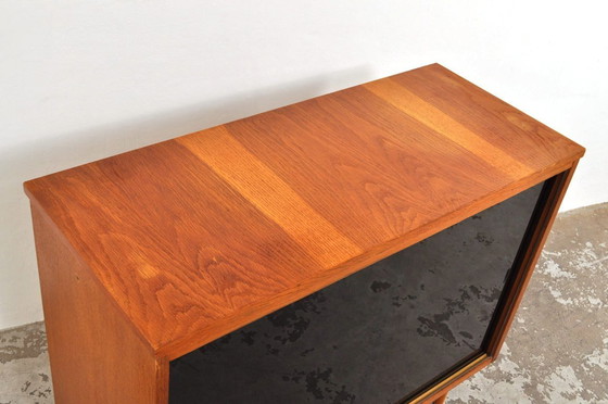 Image 1 of Vitrina antigua de cristal ahumado