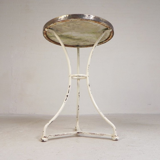 Table de bistrot avec plateau en marbre et bordure en laiton, début du XXe siècle – Tables de salle à manger (photo 7 of 20)