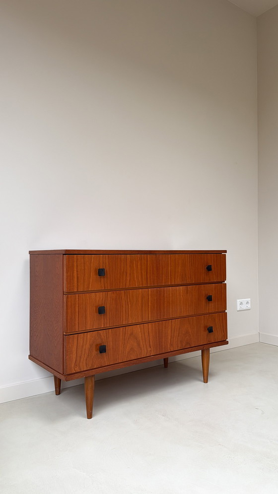 Image 1 of Vintage houten ladekast