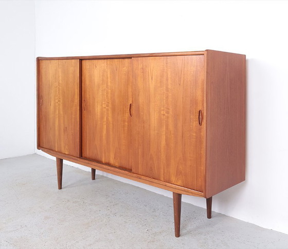 Image 1 of Dänisches Teak-Highboard mit Schiebetüren, 1960er Jahre