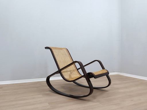 Vintage "Dondolo" Rocking Chair Luigi Crassevig 1970s
