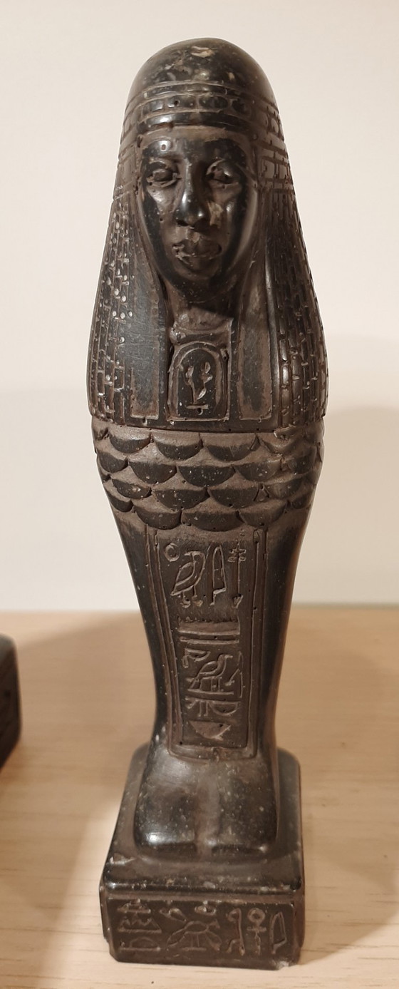 Image 1 of 3  Egyptische beelden 