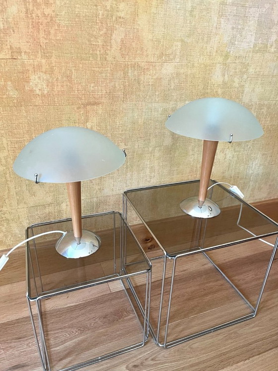 Image 1 of Par de lámparas de mesa Kvintol de Ikea – diseño escandinavo en forma de seta – cristal, madera y cromo