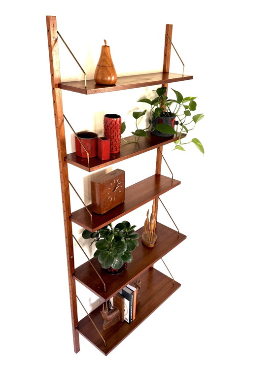 Vintage Deens Teakhouten Wandsysteem ‘60 – Wandkast, Wood, Brass (photo 5 of 13)