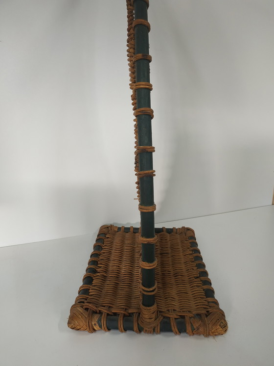 Image 1 of Rare robe vintage en rotin/objet d'art