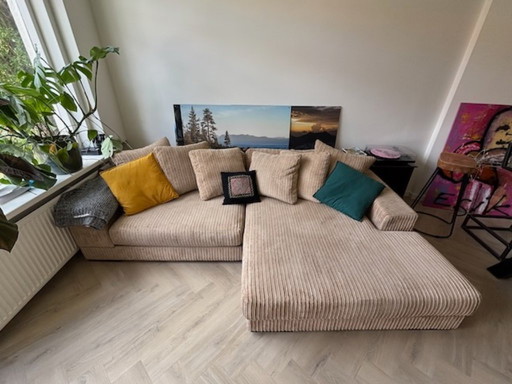 Modern Taupe Corner Sofa - 273x185 cm - Comfort & Style