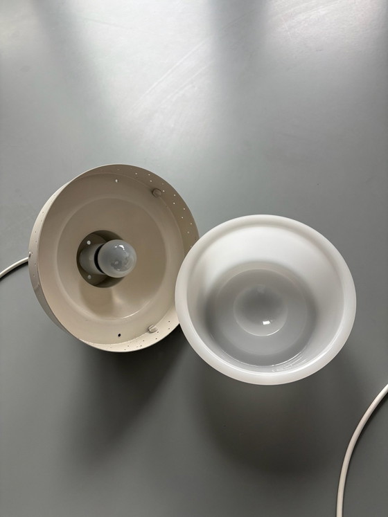 Two vintage Pendant lamps, Plastic, Metal, Creme (photo 9 of 9)