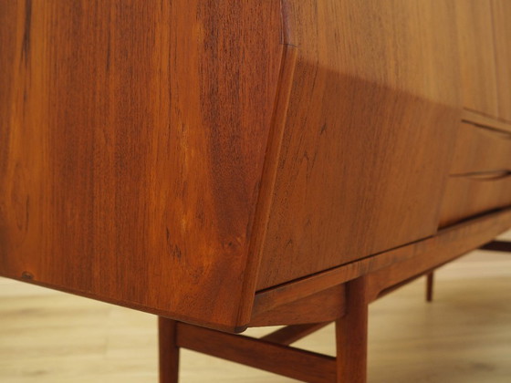 Image 1 of Teakhouten highboard, Deens ontwerp, jaren 60, gemaakt in Denemarken.