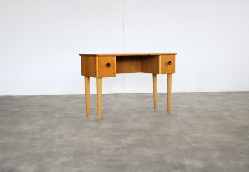 vintage side table | dressing table | 1960s | Swedish