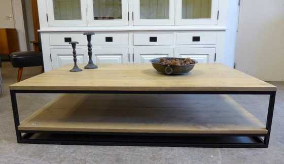 Image 1 of Prachtige zware robuuste eiken salontafel