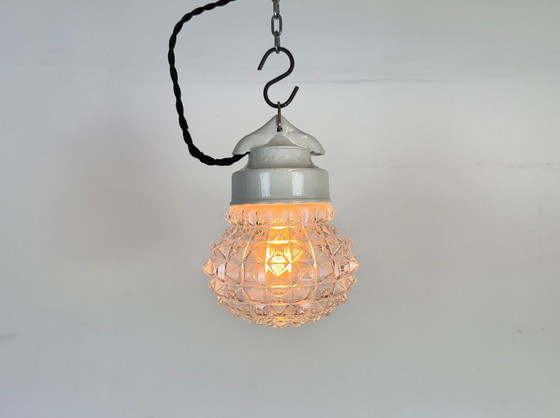 Image 1 of Suspension vintage en porcelaine blanche, années 1970