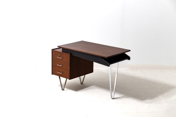 Floating minimalist hairpin desk by Nijkerk, 1950s – Wood (photo 4 of 10)