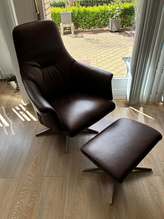 Image 1 of Relaxfauteuil en hocker.