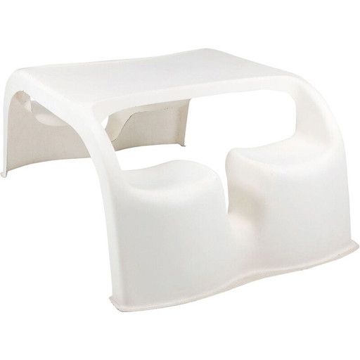 Vintage "Auberge" seating group in white fiberglass by Gunter Beltzig, 1971