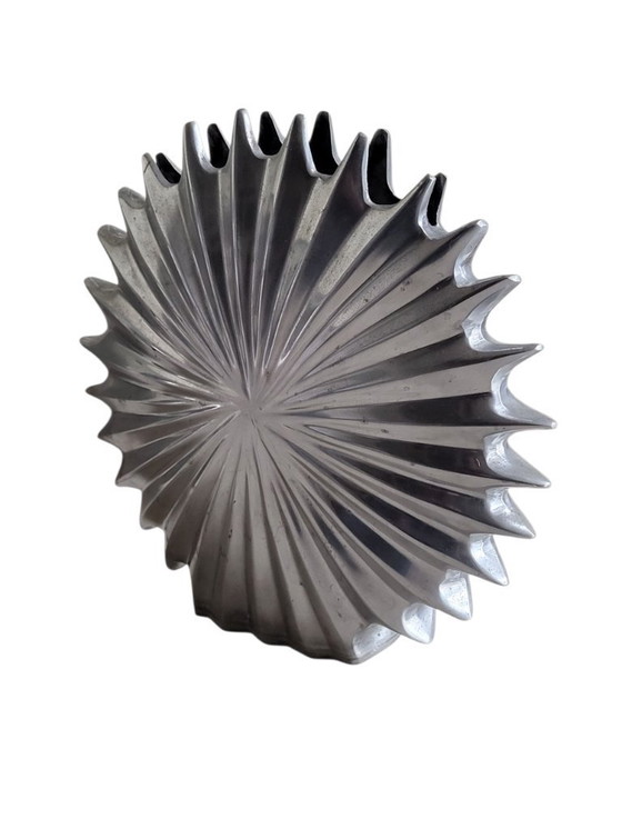 Image 1 of Vaso "Shell" in alluminio