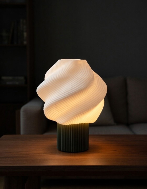 Image 1 of Modern design table lamp in black and white – Minimalist LED tea light lamp