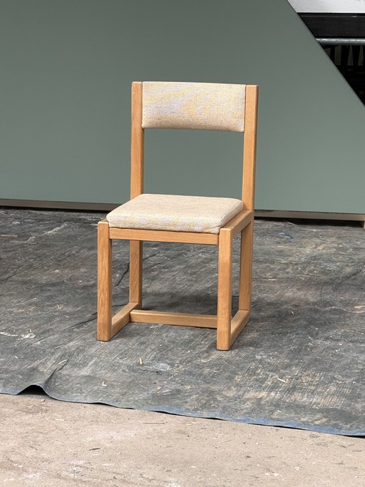 Set aus 6 eleganten Stühlen im 80er-Jahre-Stil