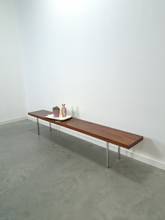 Image 1 of Banc en acajou massif avec pieds chromés