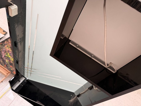Image 1 of Plexiglas-Schreibtisch mit Glasplatte und Beleuchtung – Design der 90er Jahre