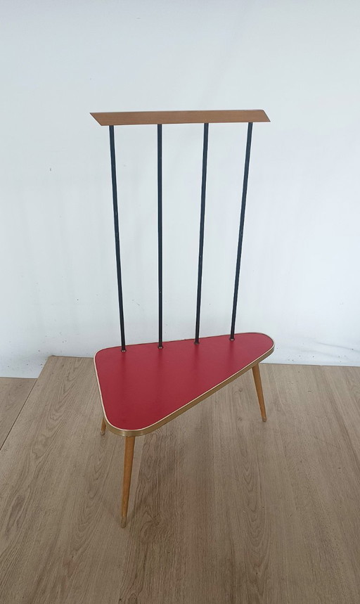 Unique fifties plant table