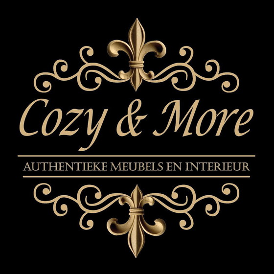 Image 1 of Authentique table de café des fermiers - 70 x 70 cm + 75 cm de hauteur