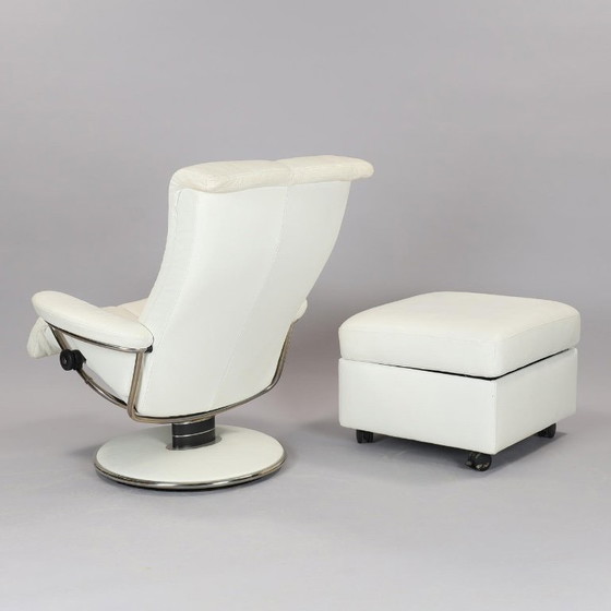Image 1 of Stressless / Ekornes Recliner Armchair with Footstool, Norway, 2000s  For sale: a comfortable Stressless recliner armchair