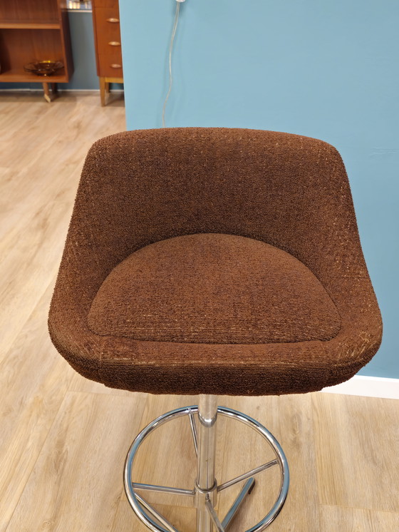 Image 1 of Tabouret de bar vintage chromé style futuriste