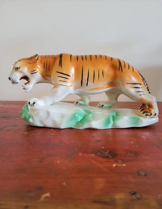 Image 1 of Tiger figurine, vintage, ceramic and hand-painted, 1980s