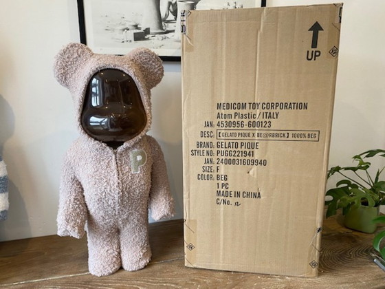 Image 1 of Bearbrick Gelato Pique Marrone Beige BEG 1000% 70cm Medicom 2022