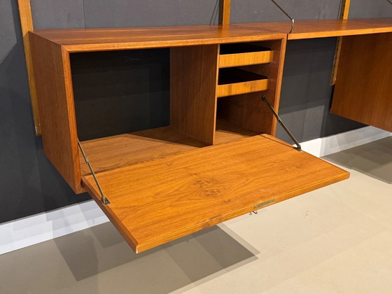 Image 1 of Wall System | Royal System | Poul Cadovius | Teak