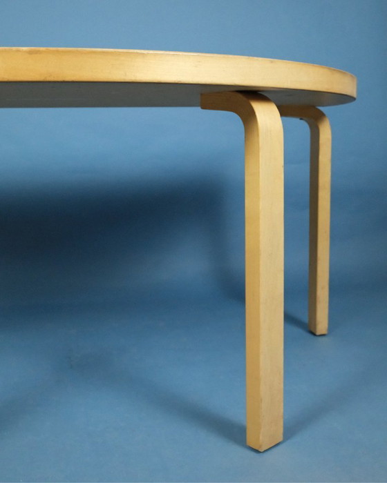 Image 1 of Tableau 96 – Alvar Aalto – Artek (eettafel du bureau)