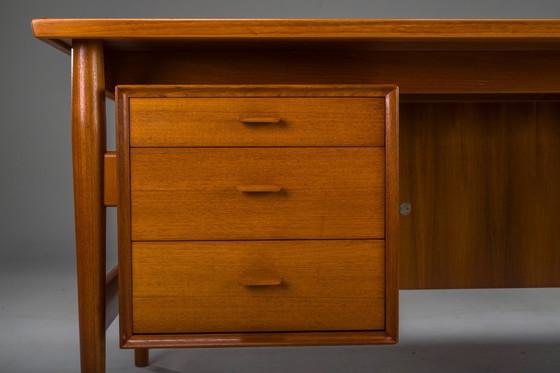 Image 1 of Schreibtisch Modell 207 aus Teakholz von Arne Vodder für Sibast, 1960er Jahre
