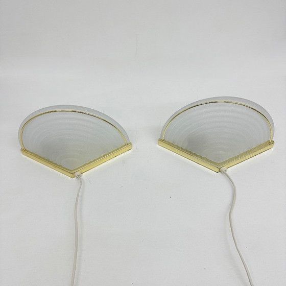 Image 1 of Set di lampade da parete vintage in vetro con supporto dorato, anni '70