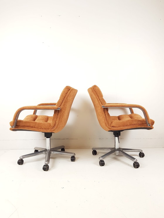 Image 1 of Deux chaises de bureau Artifort vintage | Chaise de bureau G. Harcourt