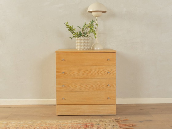 Image 1 of Cómoda clásica de los años 70