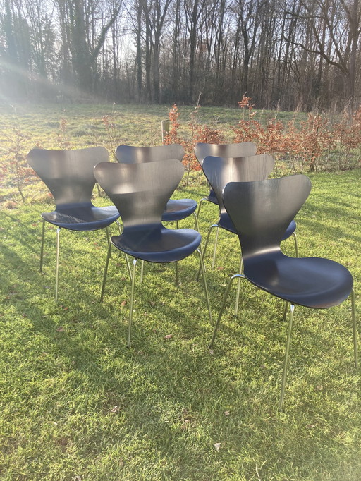 6X series 7 Butterfly chair Franz Hansen for Arne Jacobsen