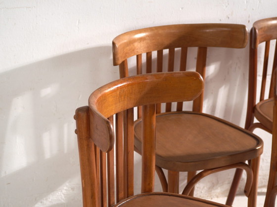 Set aus vier antiken Stühlen im Thonet-Stil aus Bugholz – Mitteleuropa, circa 1930 #4 – Esszimmerstühle (photo 14 of 40)