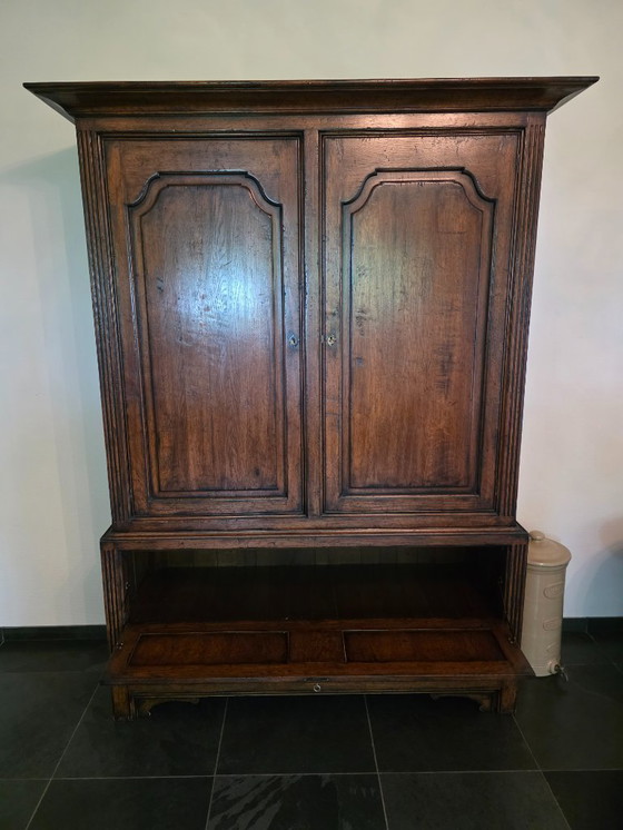 Image 1 of Vintage massief eikenkast
