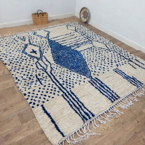 Image 1 of Azilal Wollteppich – Berber-Symbole, handgefertigt (137×100 cm)