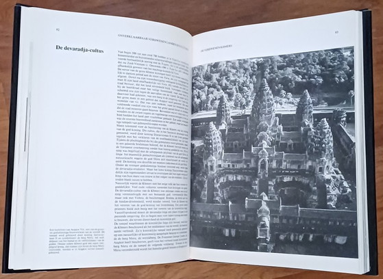 Mysteries & Lost Civilizations | 15 Books | 003 – Coffee table books, Paper (photo 10 of 14)
