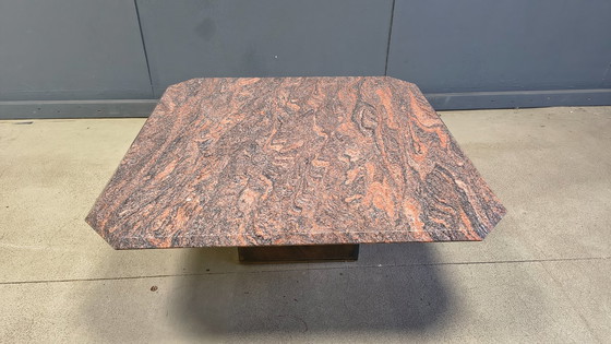 Image 1 of Grote vintage granieten salontafel van Belgochrom, jaren 80.