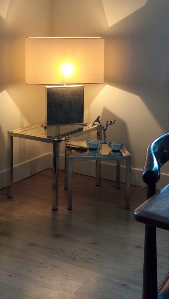 Image 1 of Trio di tavolini impilabili completamente rinnovati