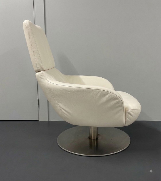 Sillón giratorio de cuero Natuzzi Design Modelo Brend – Sillas giratorias, Leather, Metal (photo 2 of 7)