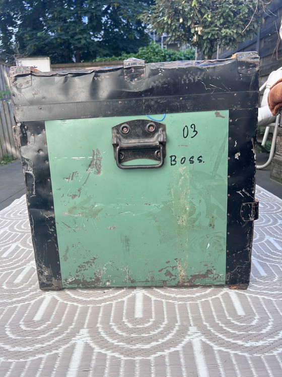 Image 1 of Originale Jaspers Amsterdam Transportkiste – industriell anmutender Couchtisch mit Charakter