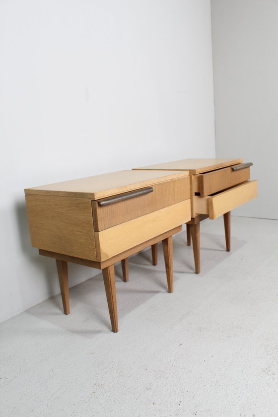 Image 1 of Ensemble de tables de chevet vintage des années 1950
