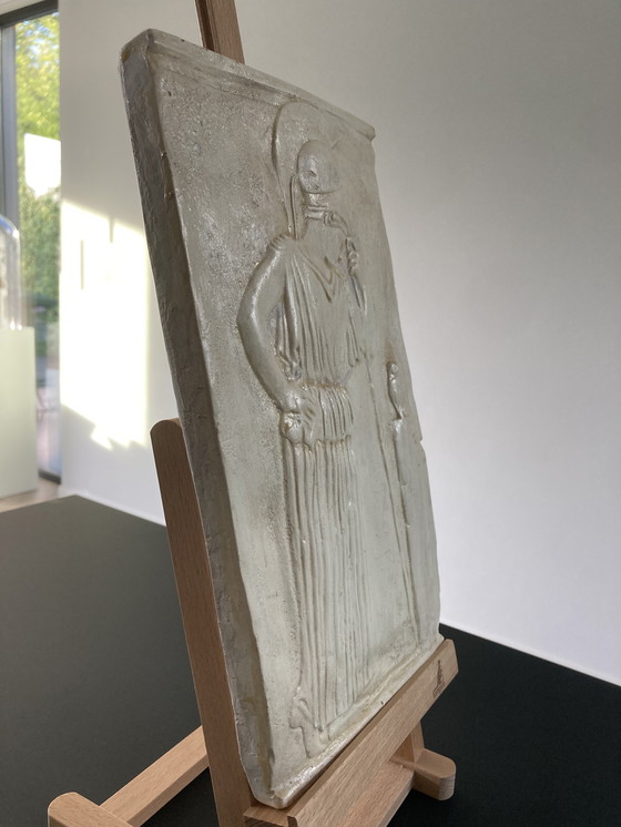Image 1 of Bas-relief d'Athéna Minerve en deuil, copie en plâtre des années 1950