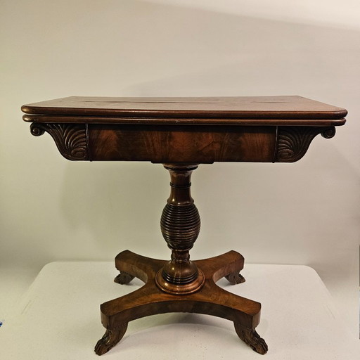 🪑 Antique English mahogany playing table – with refined finish