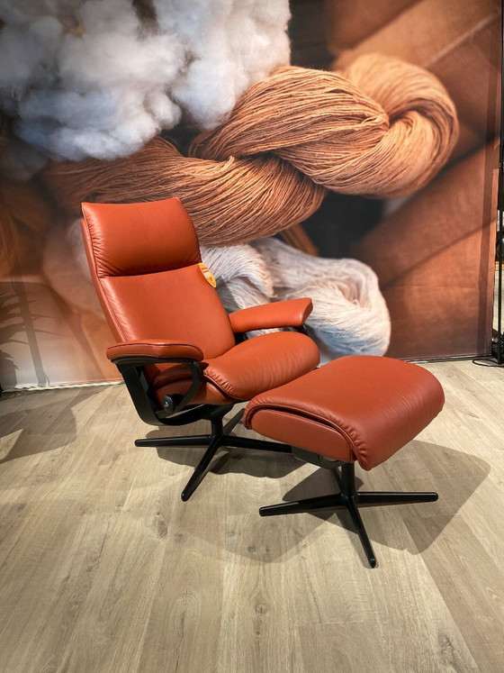 Stressless Aura M recliner with footstool, Adjustable recliner chair, Leather, Metal, Brown, Modern (photo 8 of 10)