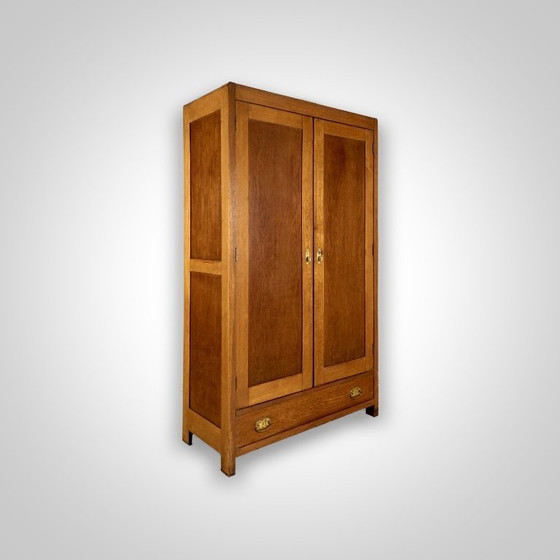 Image 1 of Armoire en bois vintage, années 1930, Tchécoslovaquie
