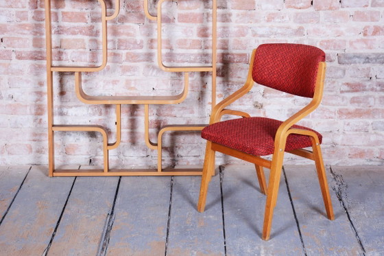 Ensemble de six chaises originales de style Mid-Century, par Ludvik Volak, en érable, République tchèque, (photo 18 of 19)